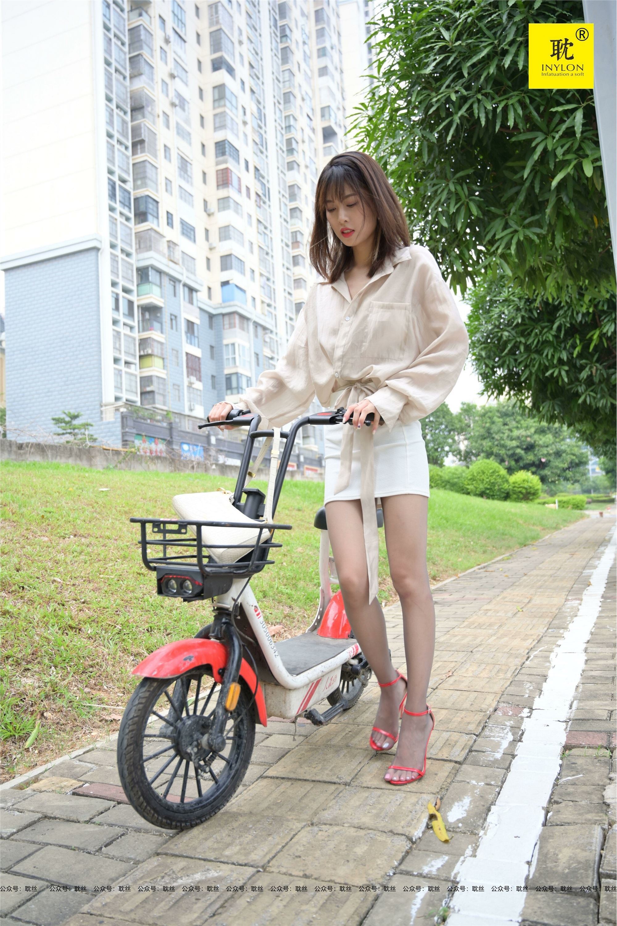 IESS异思趣向  第N种幻想之《一个人下班》⑦ 丘主管